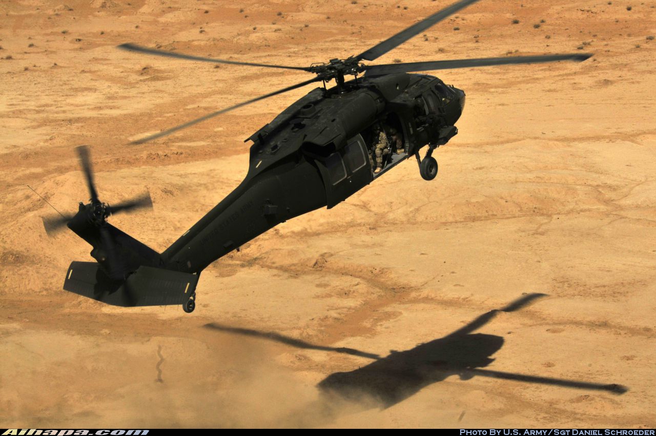 西科斯基 UH-60L&ldquo;黑鹰&rdquo; \vert{} ID:8345