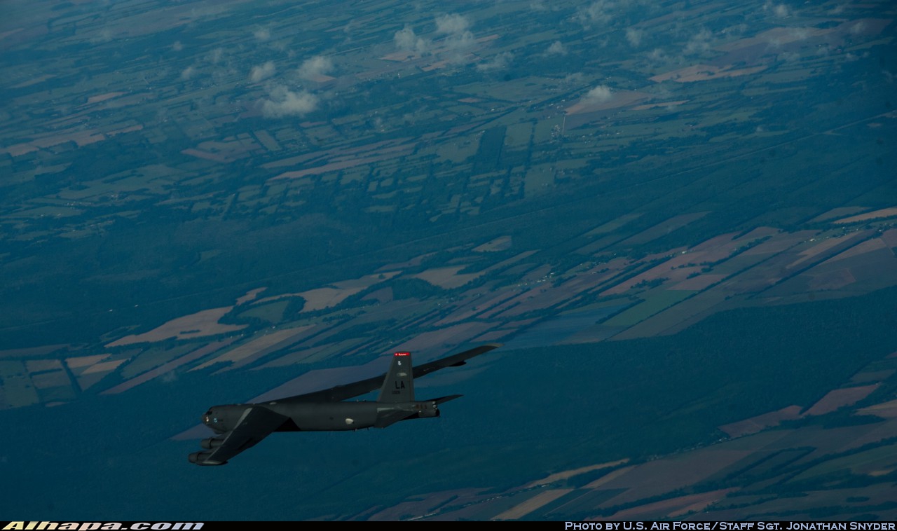 波音 B-52H&ldquo;同温层堡垒&rdquo; \vert{} ID:3385