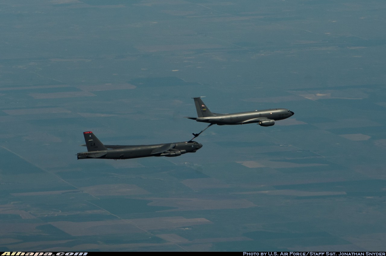 波音 B-52H&ldquo;同温层堡垒&rdquo; \vert{} ID:3390