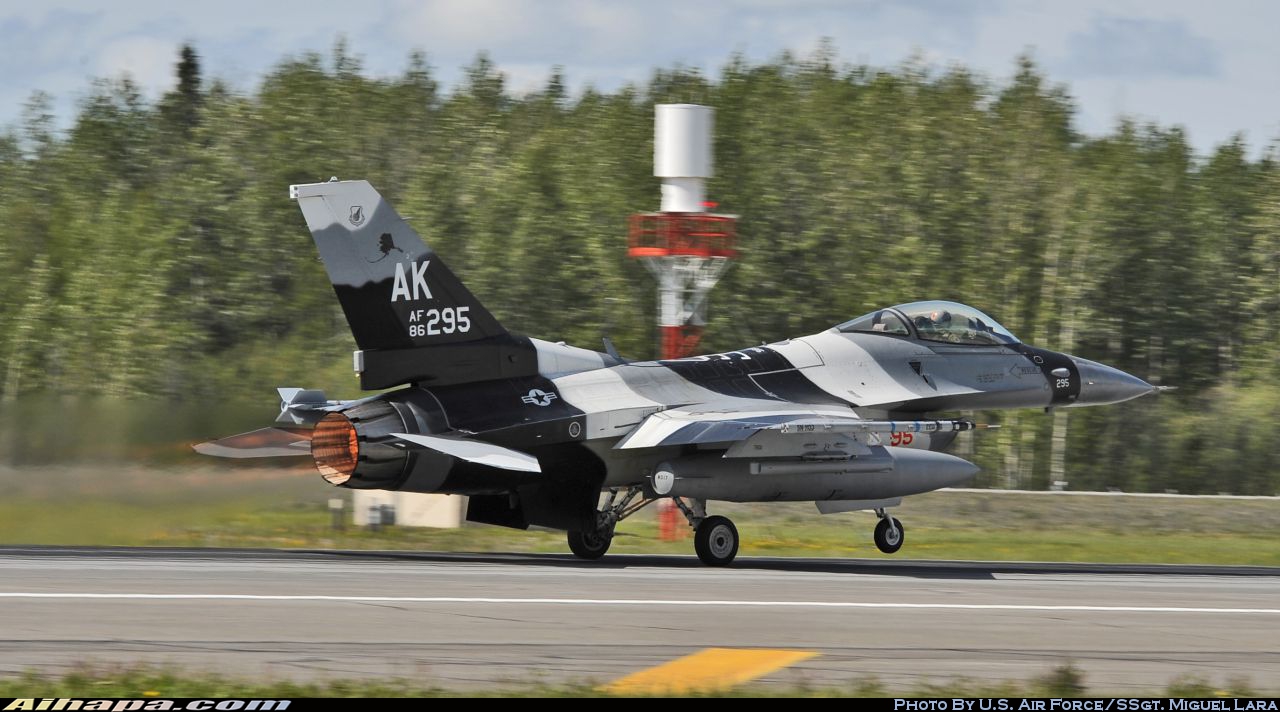 通用动力 F-16C&ldquo;战隼&rdquo; \vert{} ID:18460