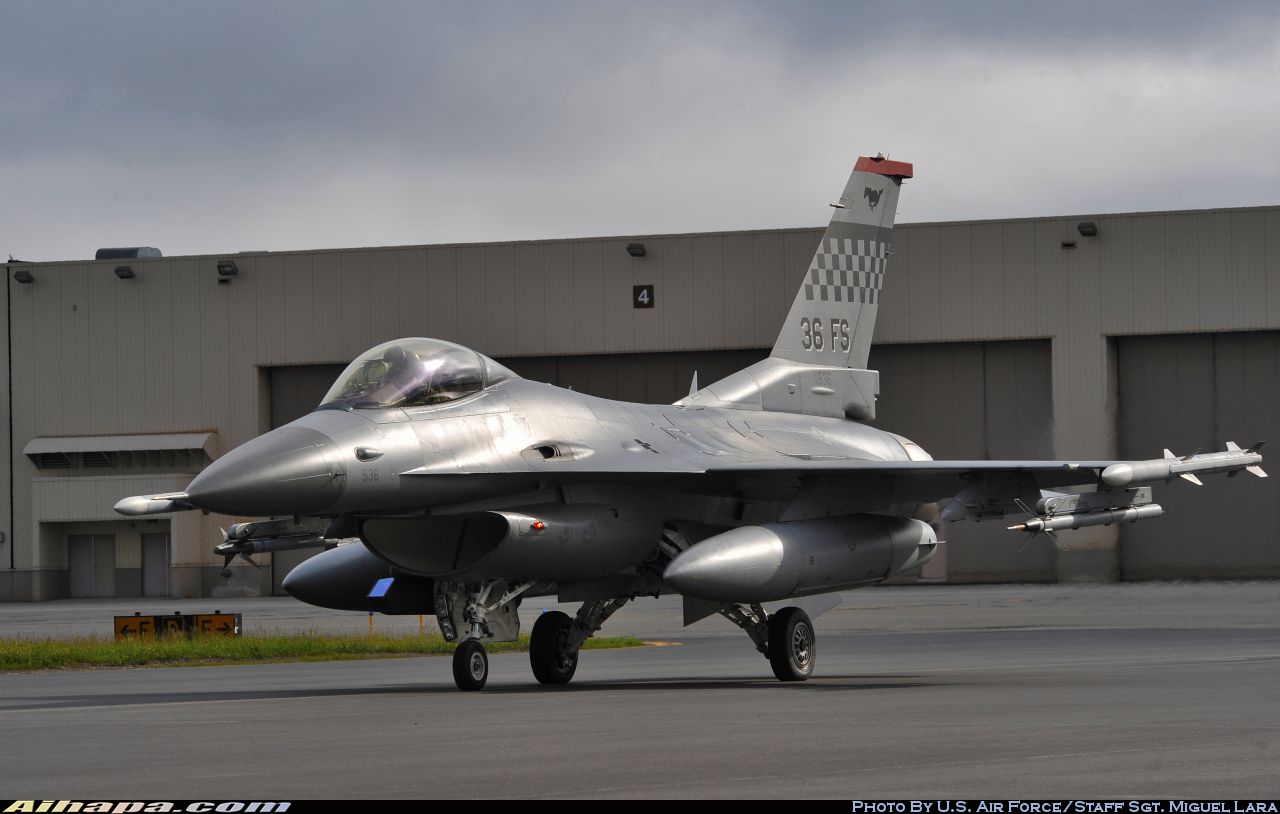 通用动力 F-16CM&ldquo;战隼&rdquo; \vert{} ID:11422
