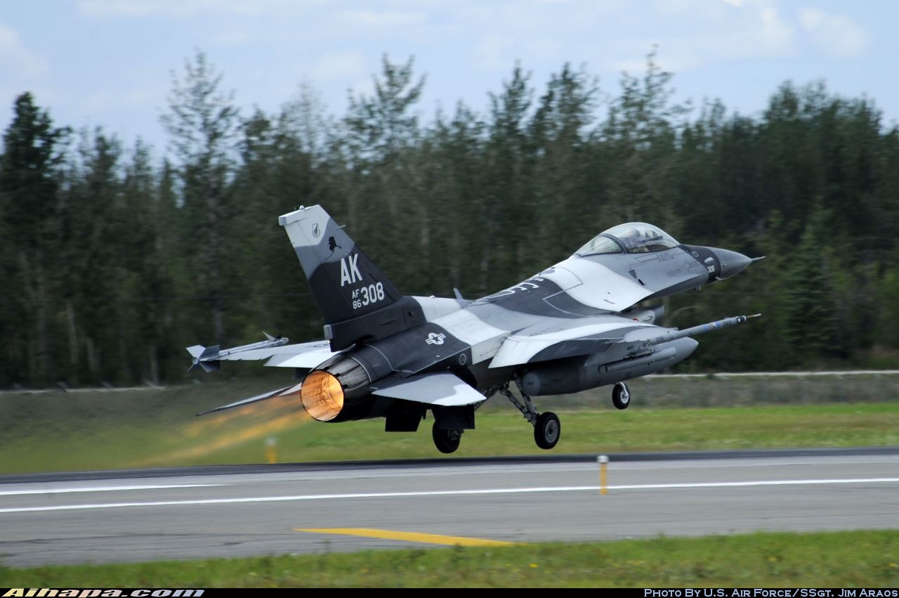通用动力 F-16C&ldquo;战隼&rdquo; \vert{} ID:18456
