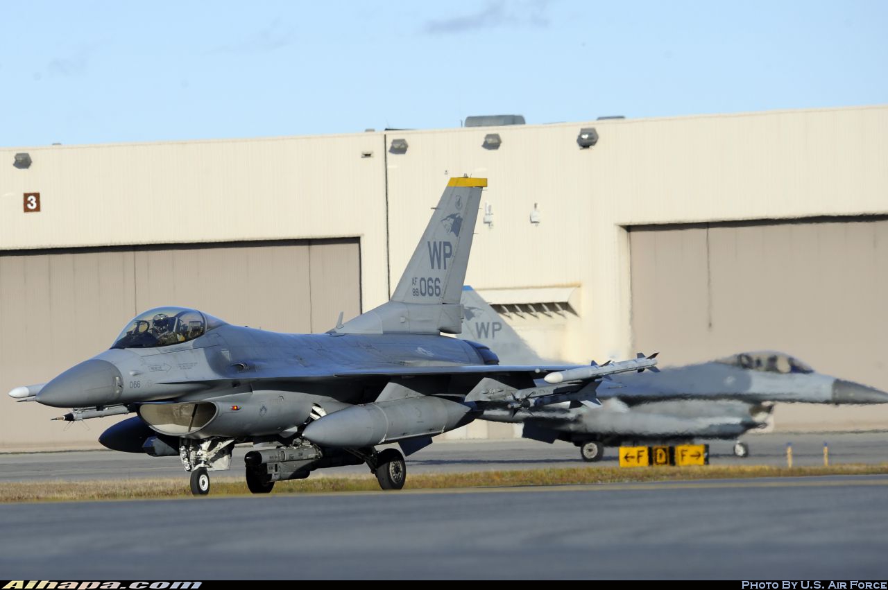 通用动力 F-16CG&ldquo;夜隼&rdquo; \vert{} ID:18486