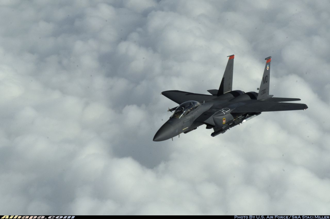 麦克唐纳-道格拉斯 F-15E&ldquo;攻击鹰&rdquo; \vert{} ID:17668