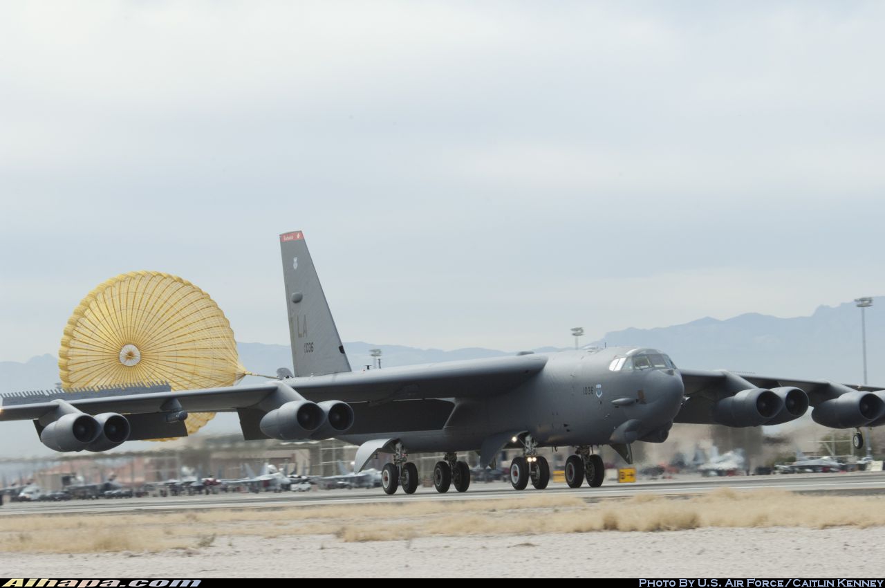 波音 B-52H&ldquo;同温层堡垒&rdquo; \vert{} ID:15943