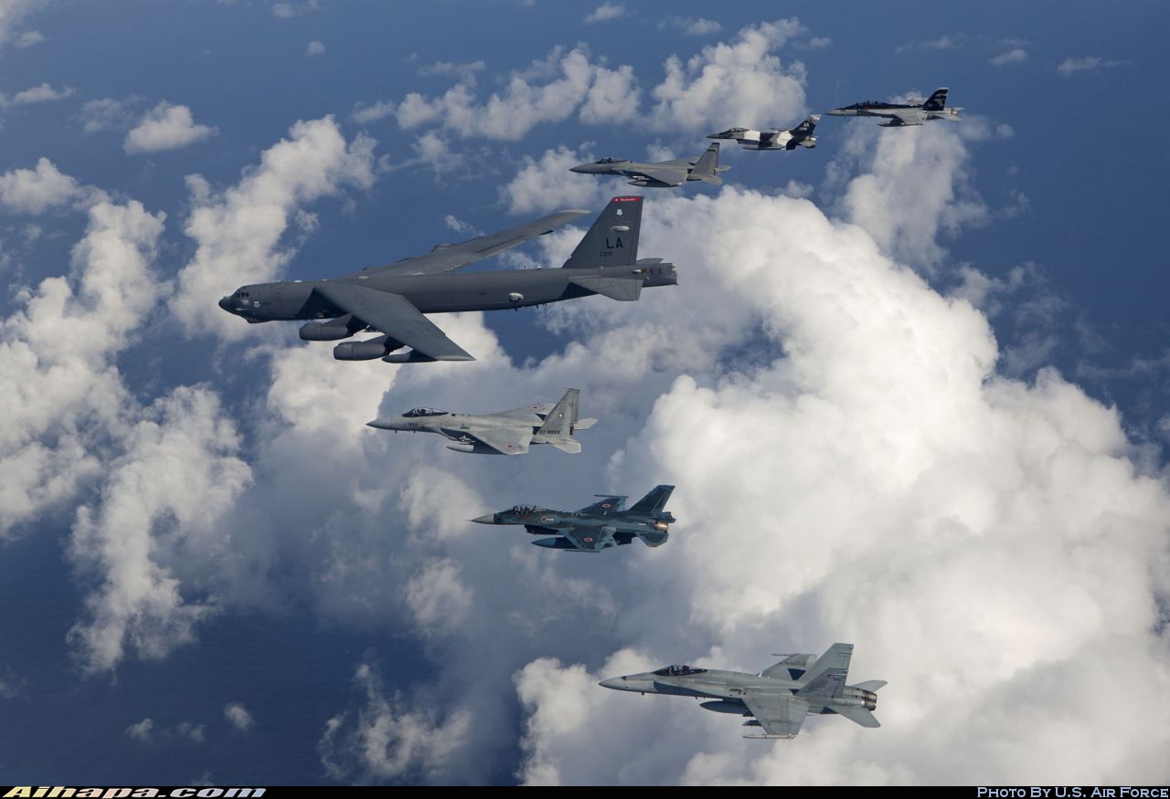 波音 B-52H&ldquo;同温层堡垒&rdquo; \vert{} ID:20603