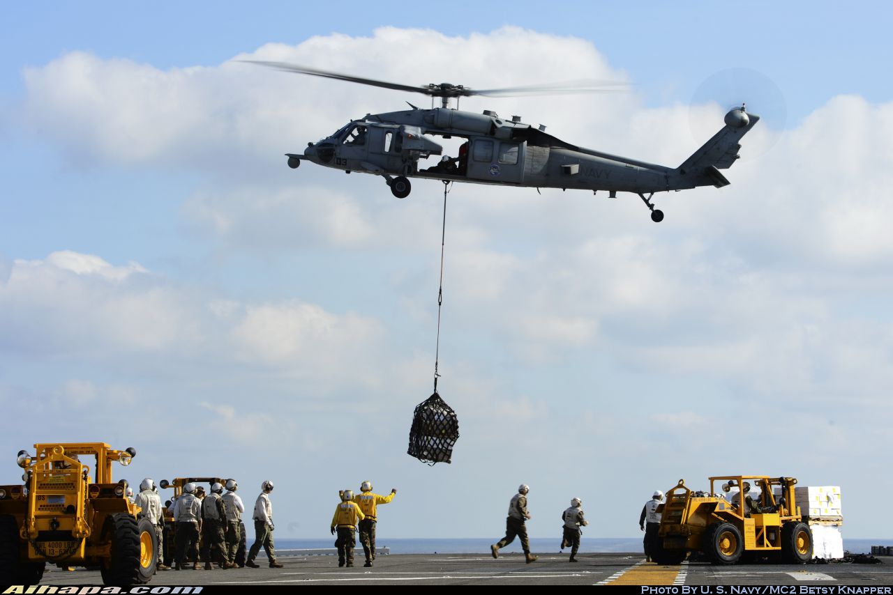 西科斯基 MH-60S&ldquo;骑士鹰&rdquo; \vert{} ID:11843