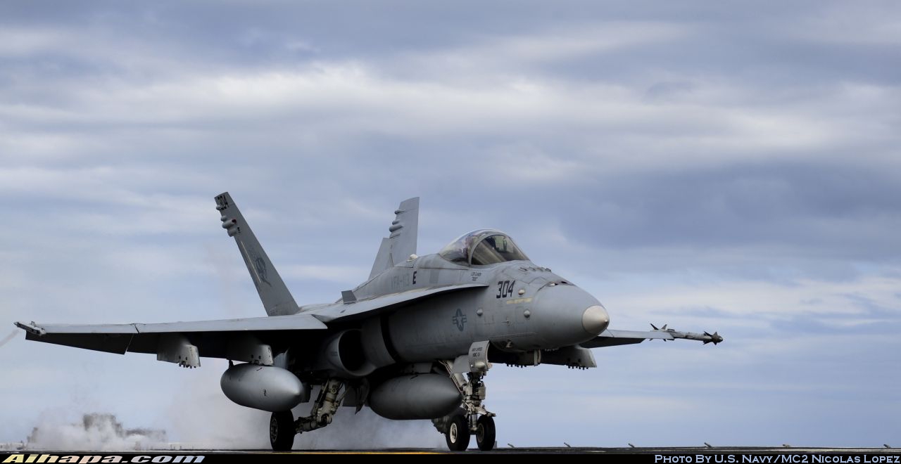 麦克唐纳-道格拉斯 F/A-18C&ldquo;大黄蜂&rdquo; \vert{} ID:15391
