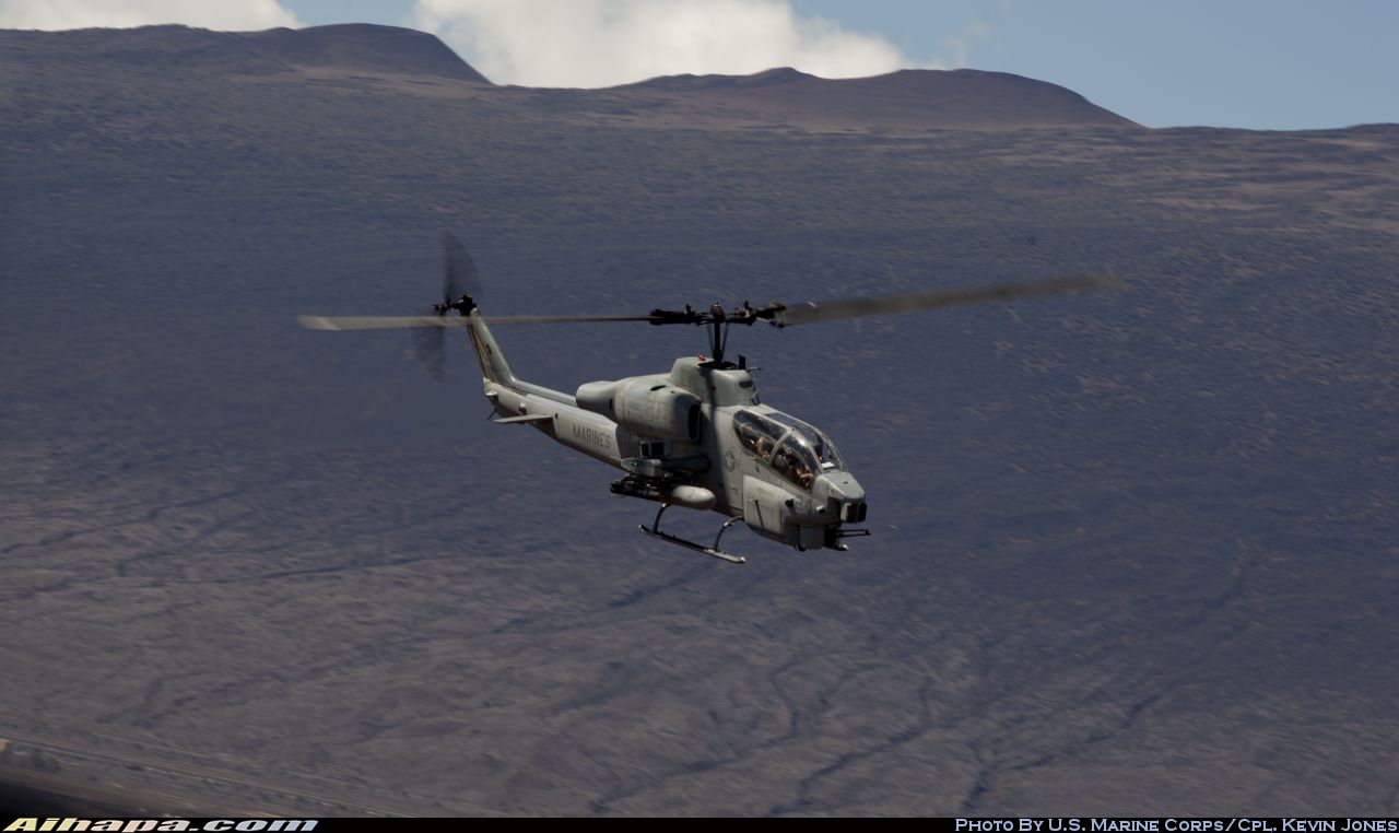 贝尔 AH-1W&ldquo;超级眼镜蛇&rdquo; \vert{} ID:13325