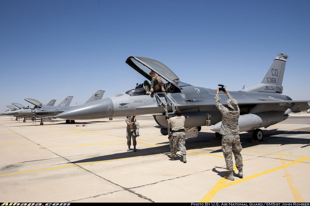 通用动力 F-16C&ldquo;战隼&rdquo; \vert{} ID:8299