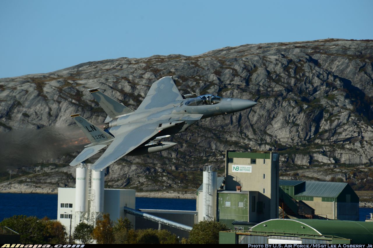 麦克唐纳-道格拉斯 F-15C&ldquo;鹰&rdquo; \vert{} ID:6086