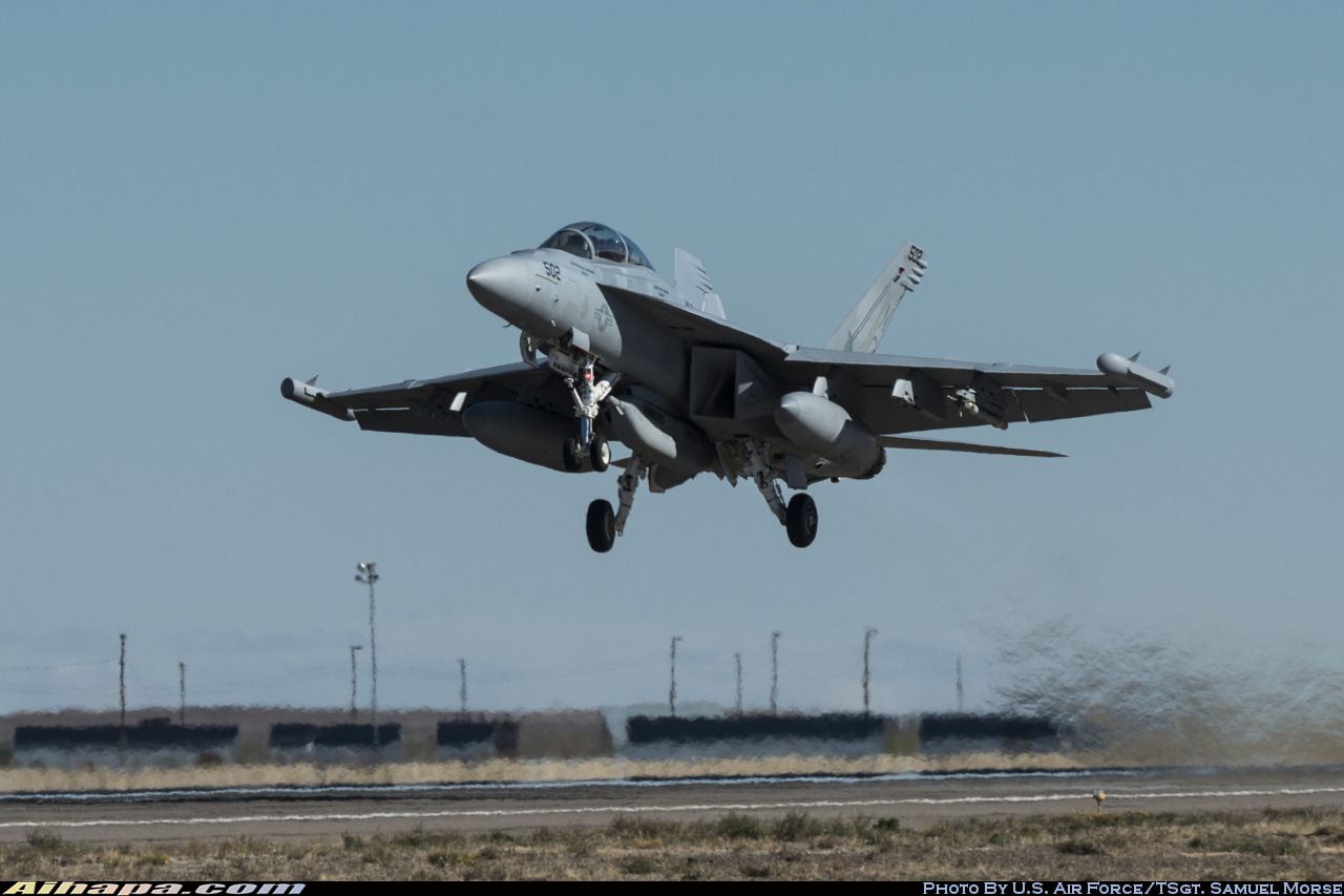 波音 EA-18G&ldquo;咆哮者&rdquo; \vert{} ID:28448