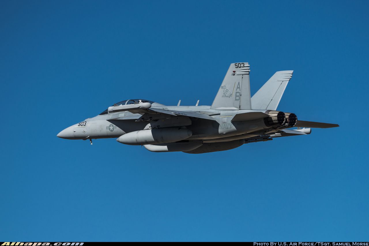 波音 EA-18G&ldquo;咆哮者&rdquo; \vert{} ID:28442