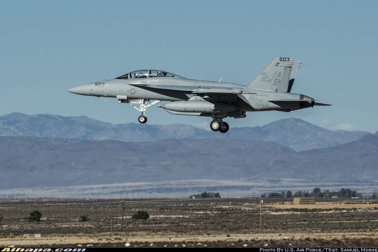 波音 EA-18G&ldquo;咆哮者&rdquo; \vert{} ID:28444