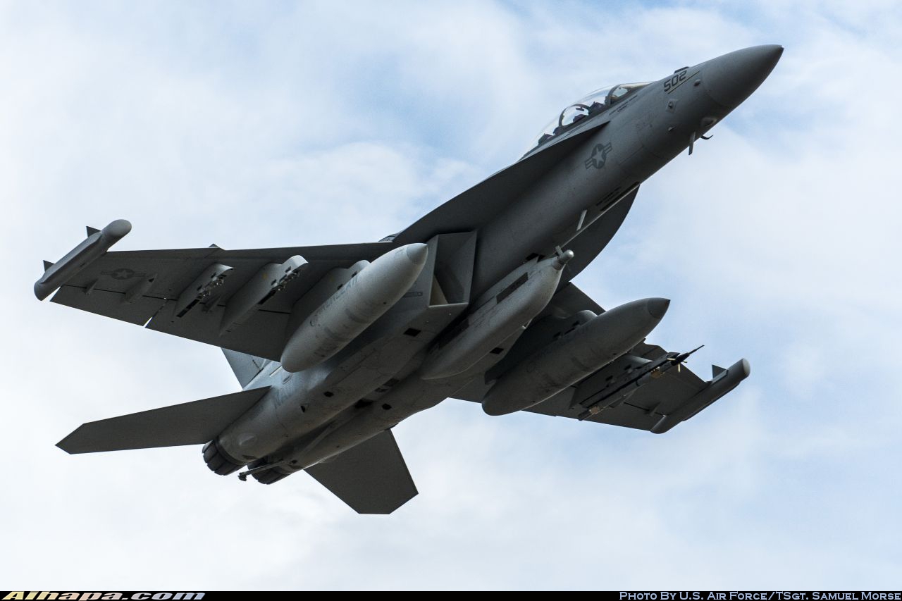 波音 EA-18G&ldquo;咆哮者&rdquo; \vert{} ID:28454