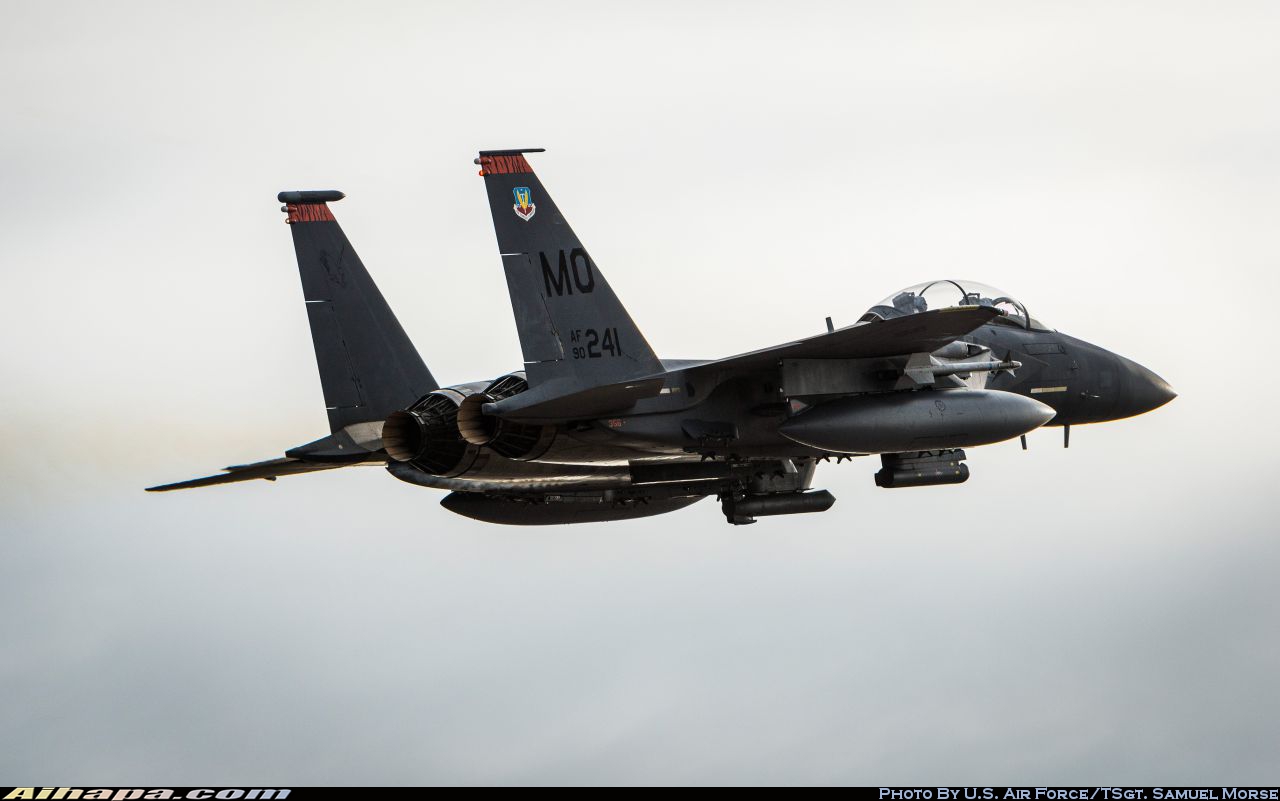 麦克唐纳-道格拉斯 F-15E&ldquo;攻击鹰&rdquo; \vert{} ID:28476