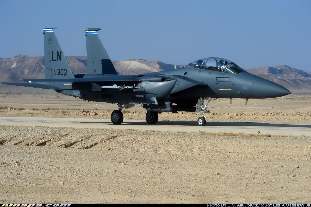 麦克唐纳-道格拉斯 F-15E&ldquo;攻击鹰&rdquo; \vert{} ID:6118