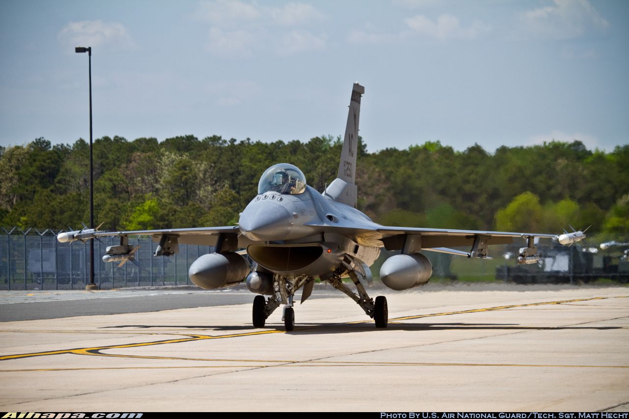 通用动力 F-16C&ldquo;战隼&rdquo; \vert{} ID:8512
