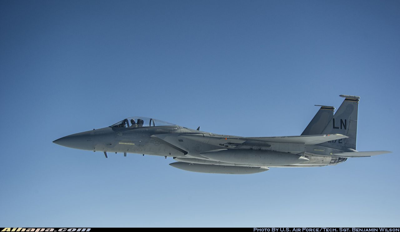 麦克唐纳-道格拉斯 F-15C&ldquo;鹰&rdquo; \vert{} ID:6033