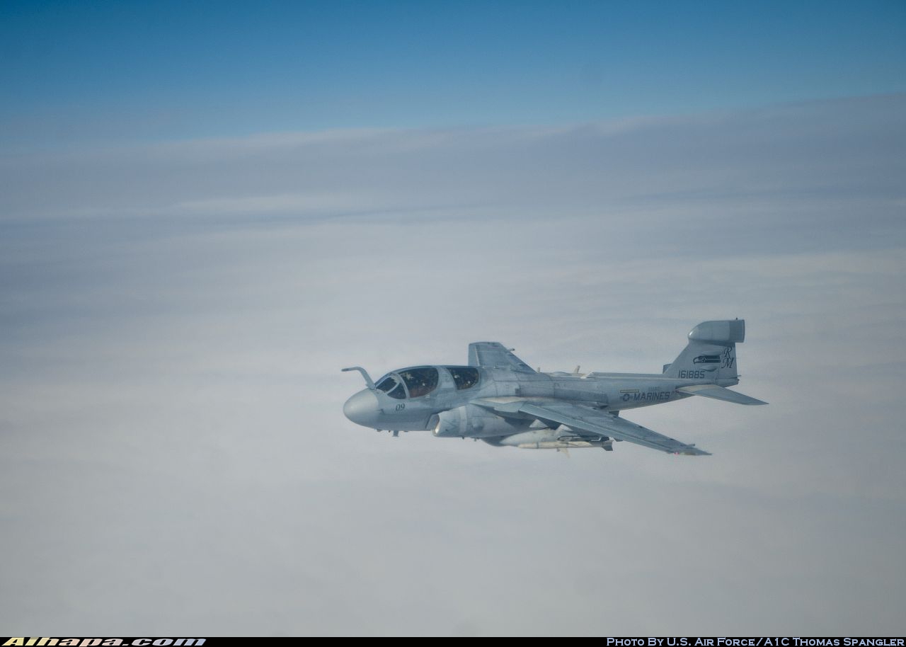格鲁曼 EA-6B&ldquo;徘徊者&rdquo; \vert{} ID:15700
