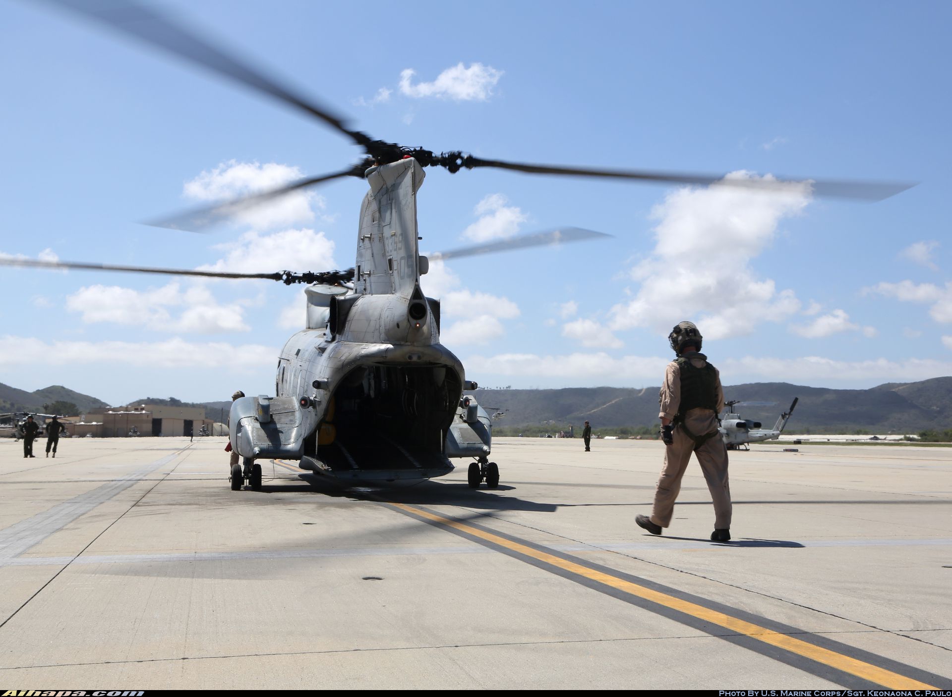 波音-伏托尔 CH-46E&ldquo;海上骑士&rdquo; \vert{} ID:29676
