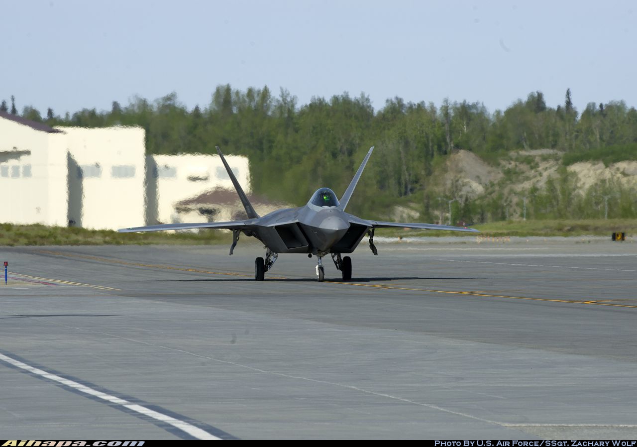 洛克希德-马丁 F-22A&ldquo;猛禽&rdquo; \vert{} ID:15718