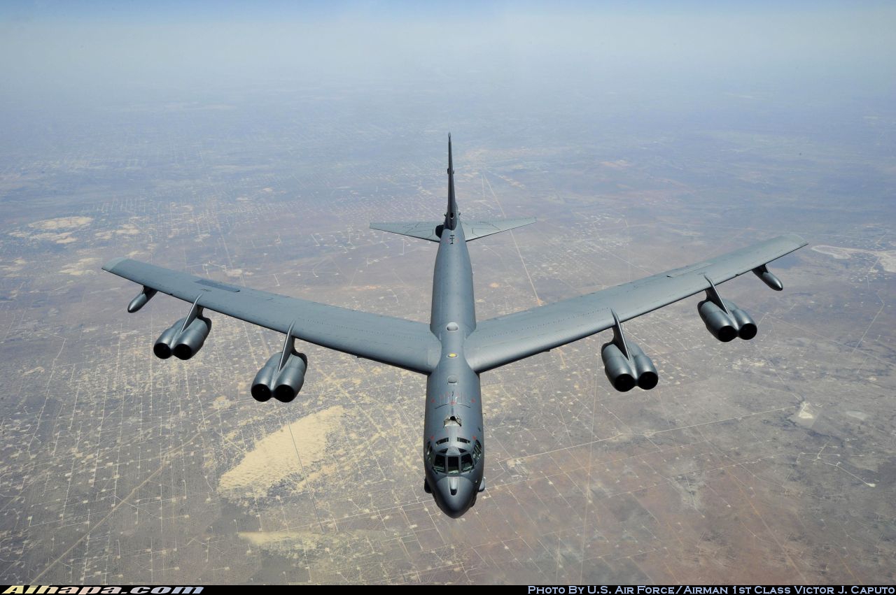 波音 B-52H&ldquo;同温层堡垒&rdquo; \vert{} ID:8535