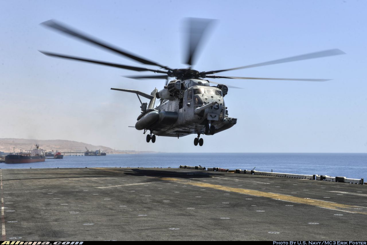 西科斯基 CH-53E&ldquo;超级种马&rdquo; \vert{} ID:8220