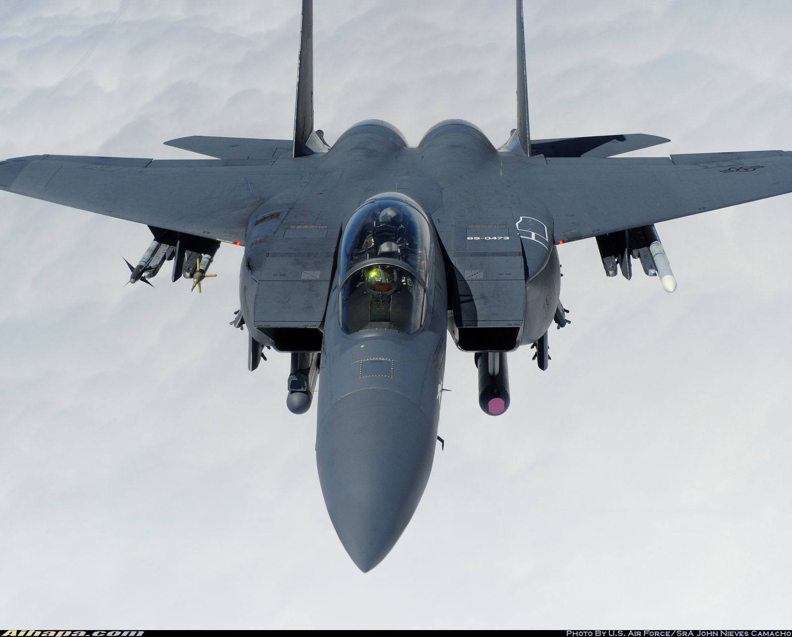 麦克唐纳-道格拉斯 F-15E&ldquo;攻击鹰&rdquo; \vert{} ID:7901