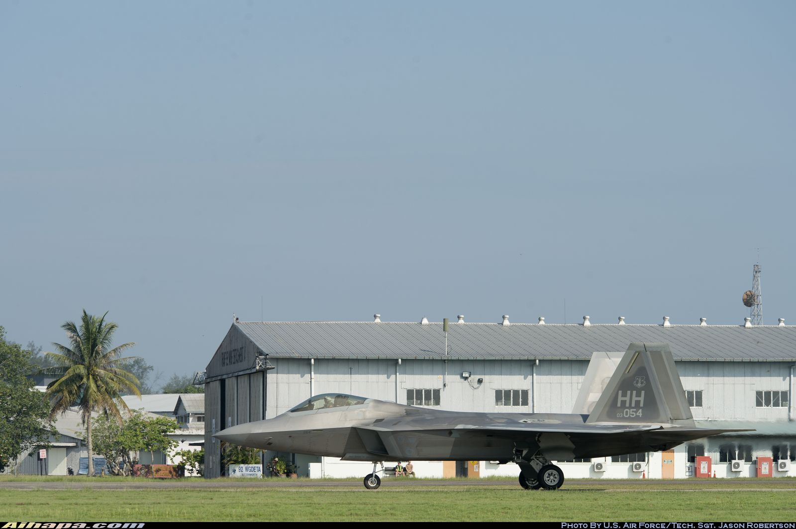 洛克希德-马丁 F-22A&ldquo;猛禽&rdquo; \vert{} ID:7402