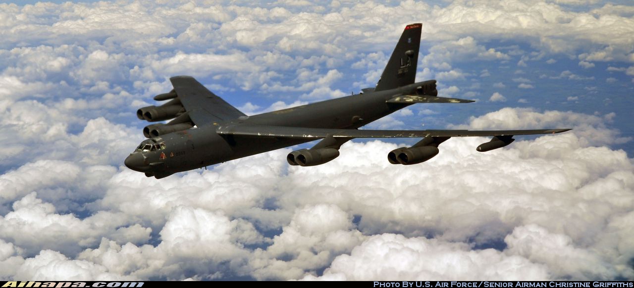波音 B-52H&ldquo;同温层堡垒&rdquo; \vert{} ID:8005