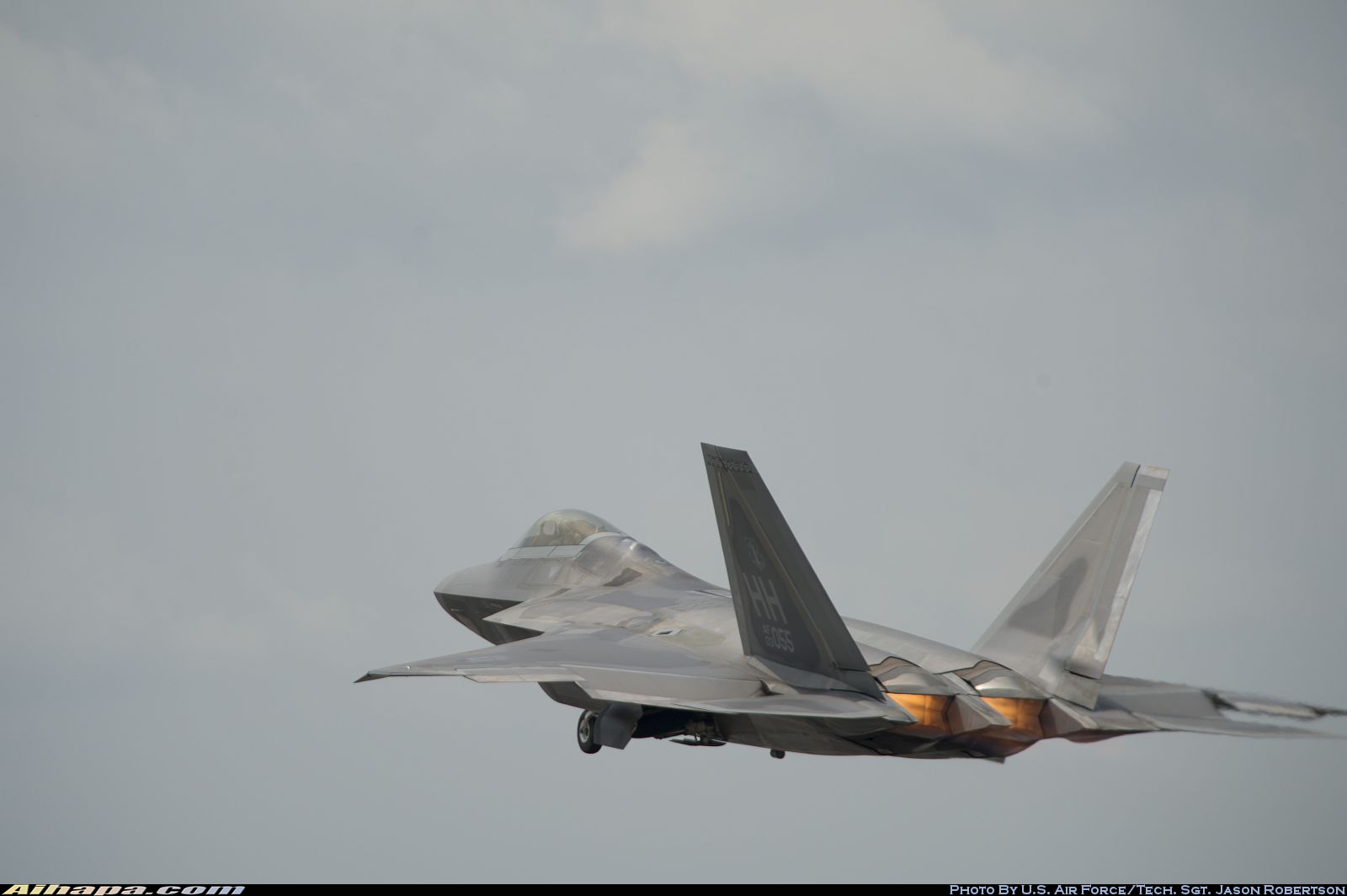 洛克希德-马丁 F-22A&ldquo;猛禽&rdquo; \vert{} ID:7412
