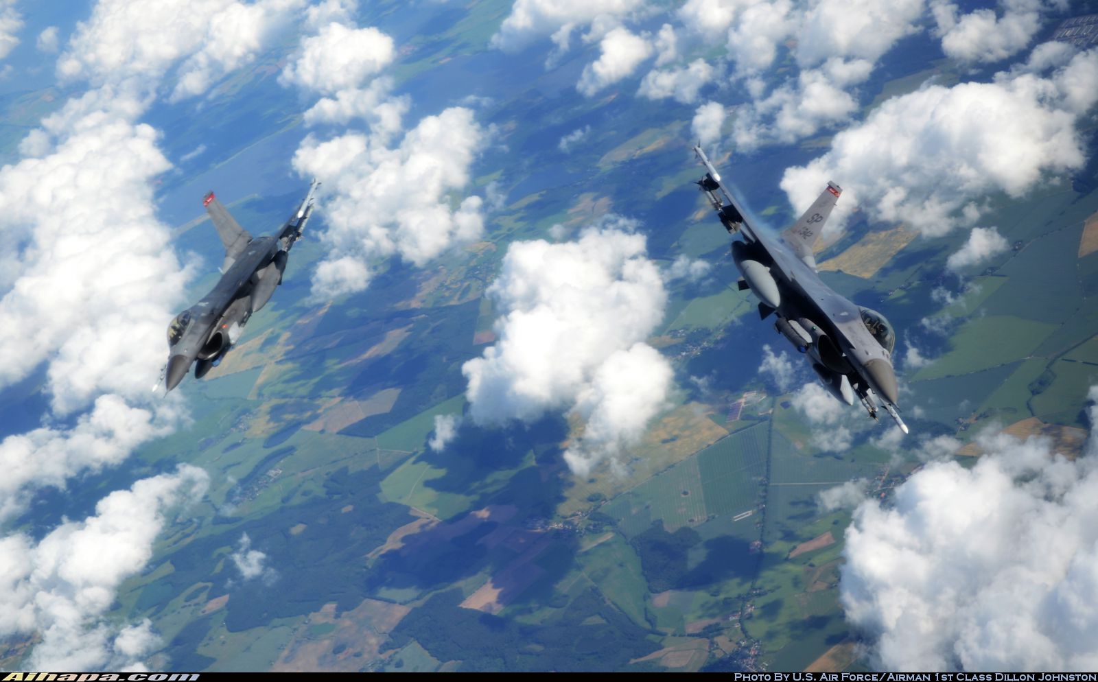 洛克希德 F-16CM&ldquo;战隼&rdquo; \vert{} ID:7667