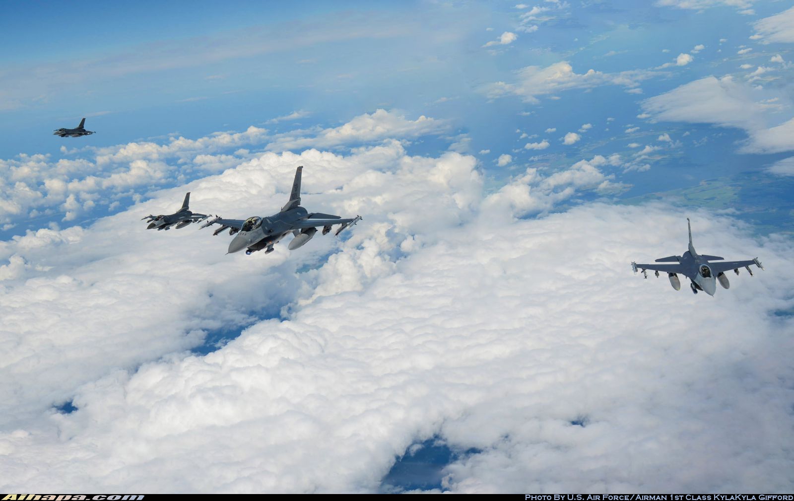 洛克希德 F-16CM&ldquo;战隼&rdquo; \vert{} ID:7685