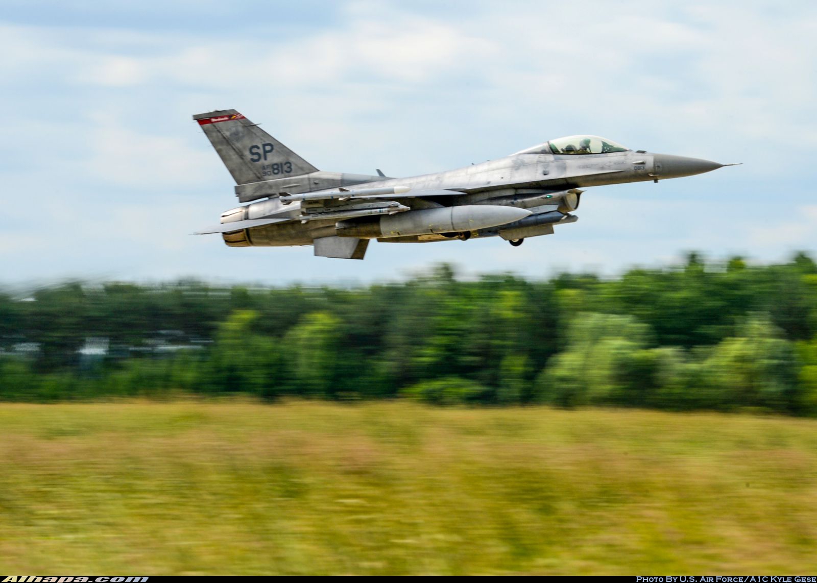洛克希德-马丁 F-16CM&ldquo;战隼&rdquo; \vert{} ID:7721