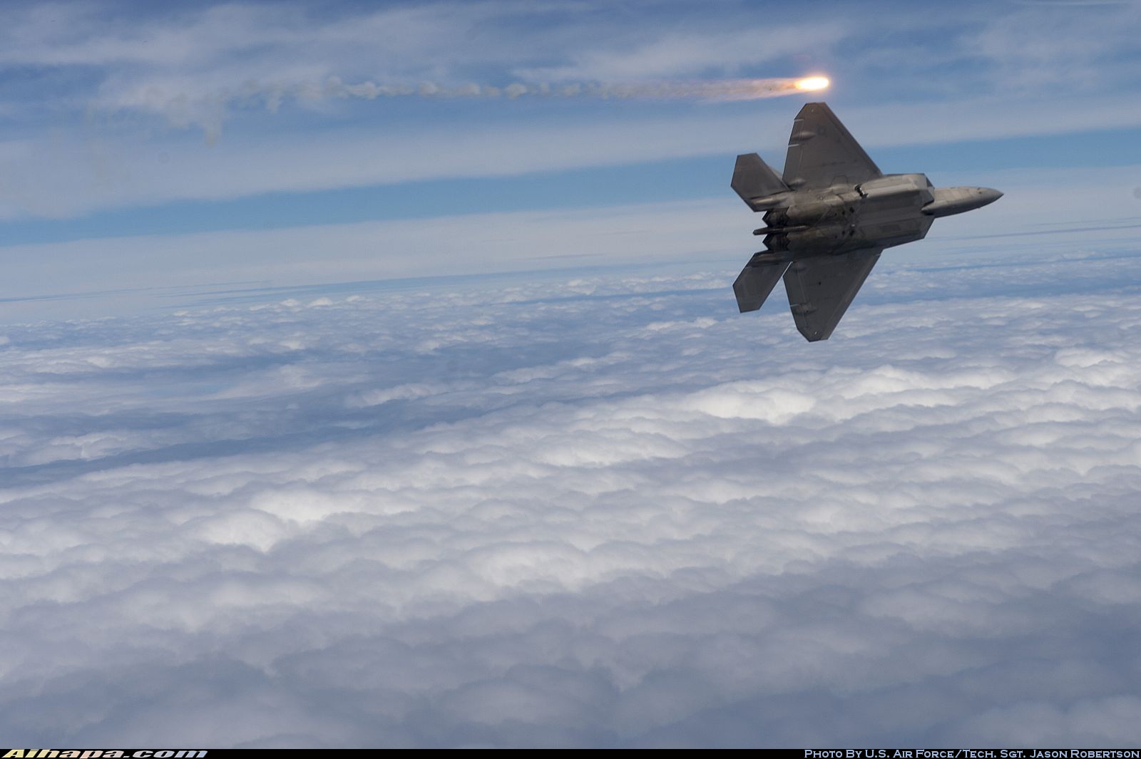 洛克希德-马丁 F-22A&ldquo;猛禽&rdquo; \vert{} ID:7370