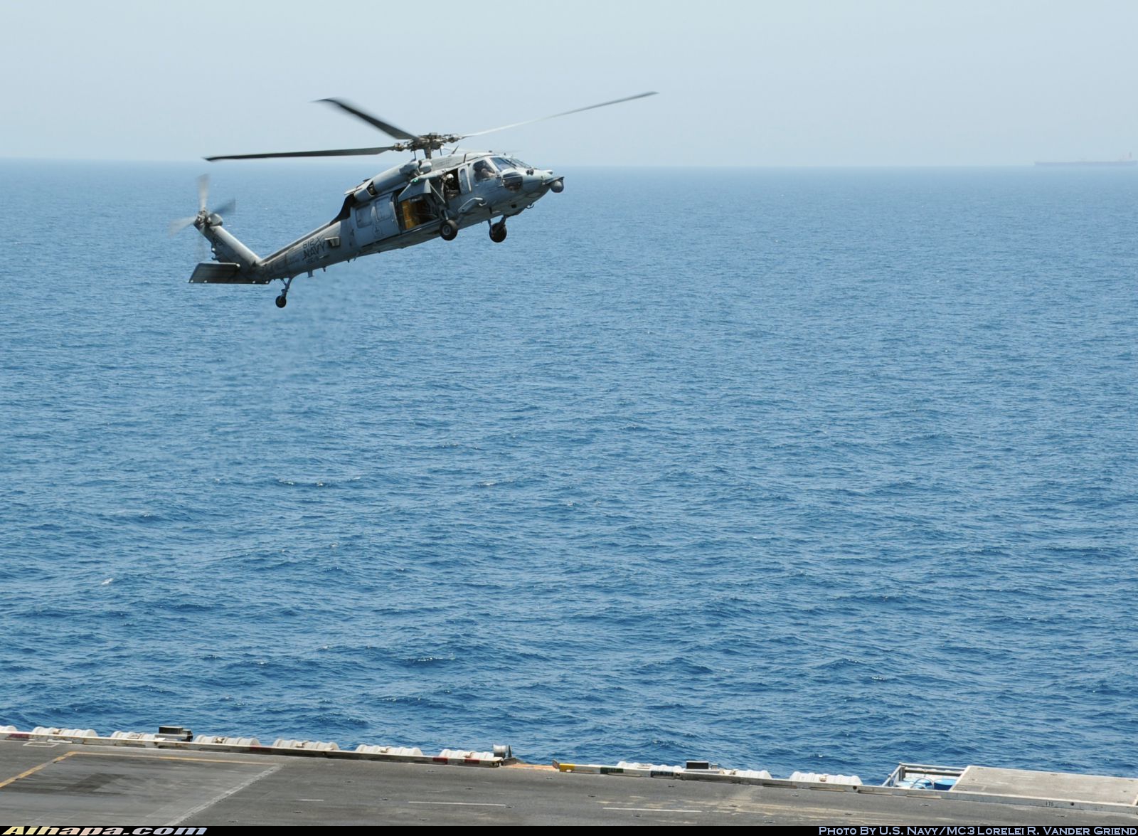 西科斯基 MH-60S&ldquo;骑士鹰&rdquo; \vert{} ID:7588