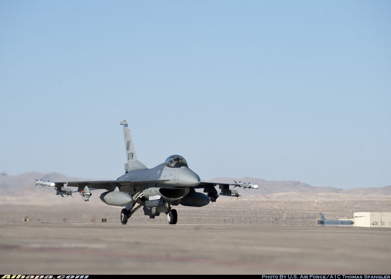 通用动力 F-16CM&ldquo;战隼&rdquo; \vert{} ID:21121