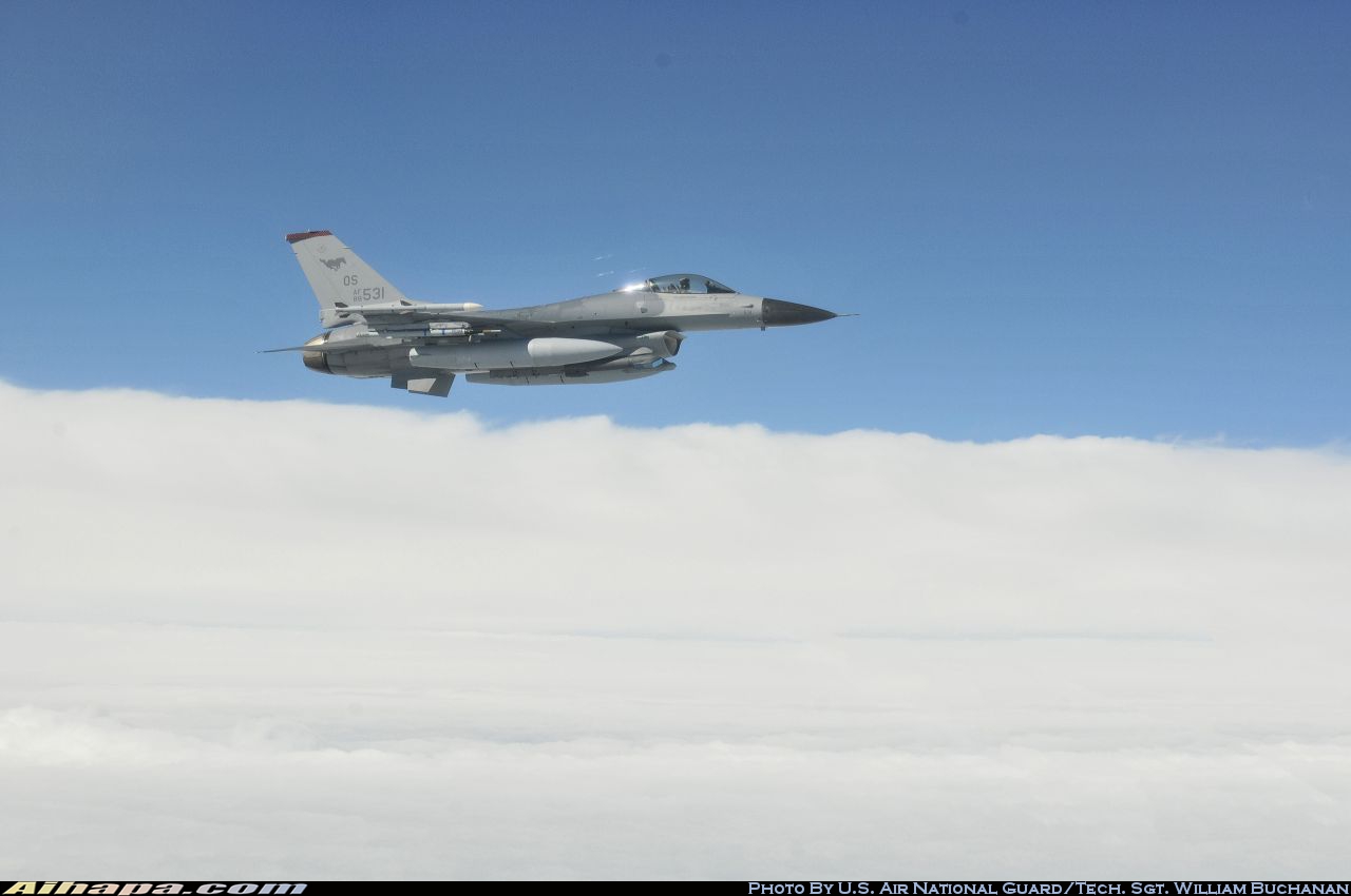 通用动力 F-16CM&ldquo;战隼&rdquo; \vert{} ID:7277