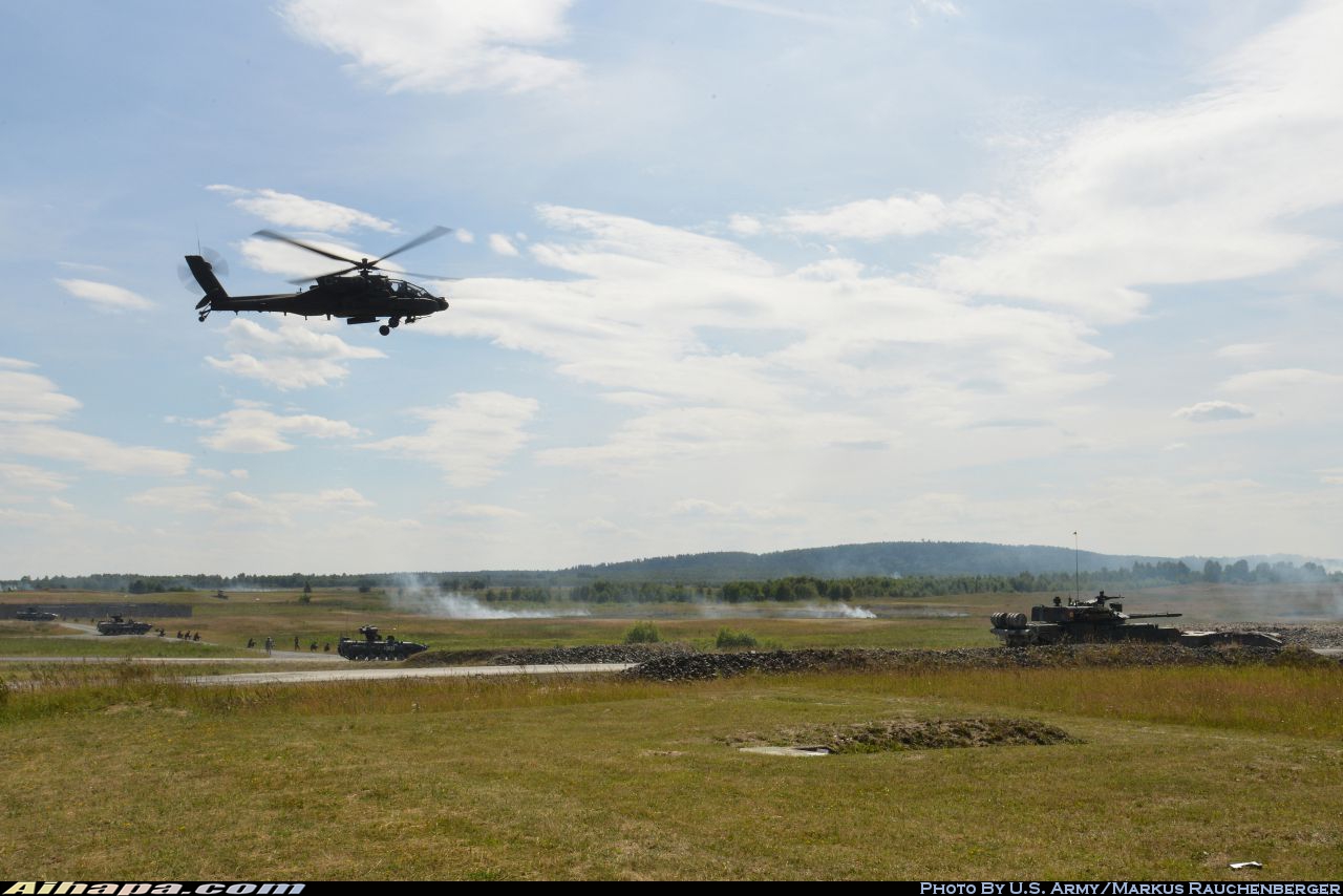 波音 AH-64D&ldquo;长弓阿帕奇&rdquo; \vert{} ID:7257