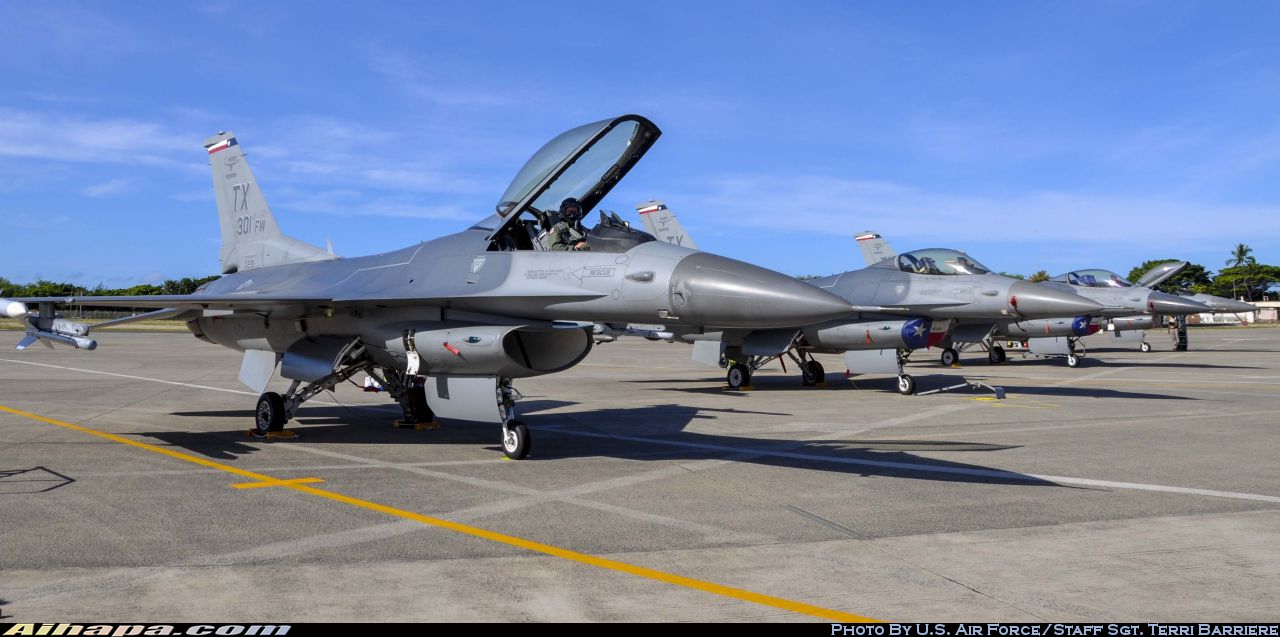 通用动力 F-16C&ldquo;战隼&rdquo; \vert{} ID:9204
