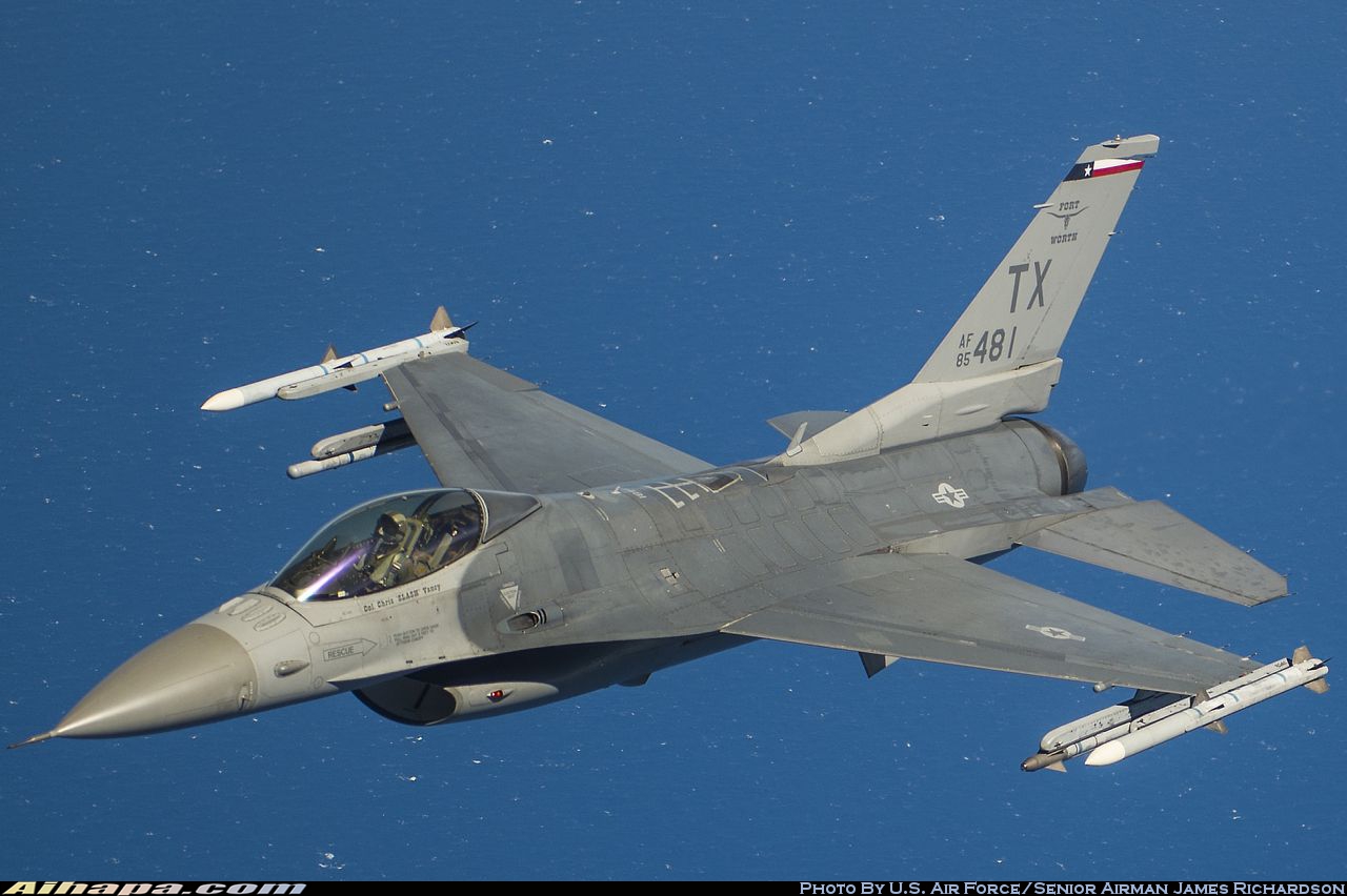 通用动力 F-16CM&ldquo;战隼&rdquo; \vert{} ID:9182