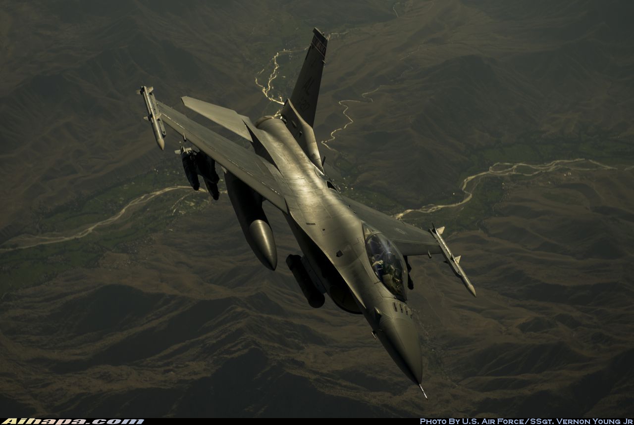 通用动力 F-16C&ldquo;战隼&rdquo; \vert{} ID:11707