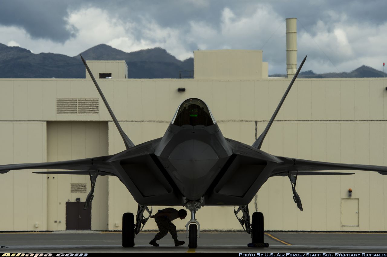 洛克希德-马丁 F-22A&ldquo;猛禽&rdquo; \vert{} ID:10700