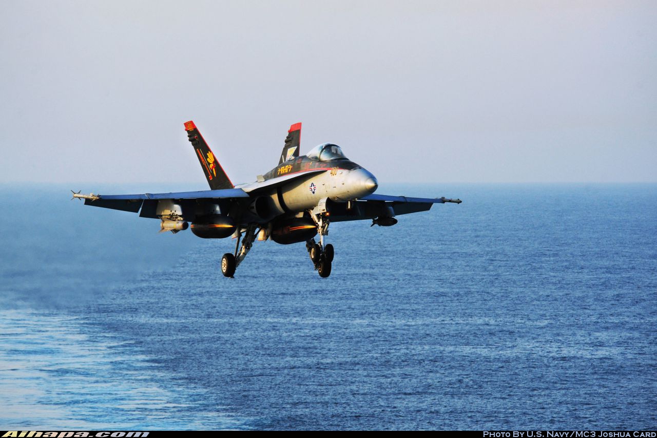 麦克唐纳-道格拉斯 F/A-18C&ldquo;大黄蜂&rdquo; \vert{} ID:10604