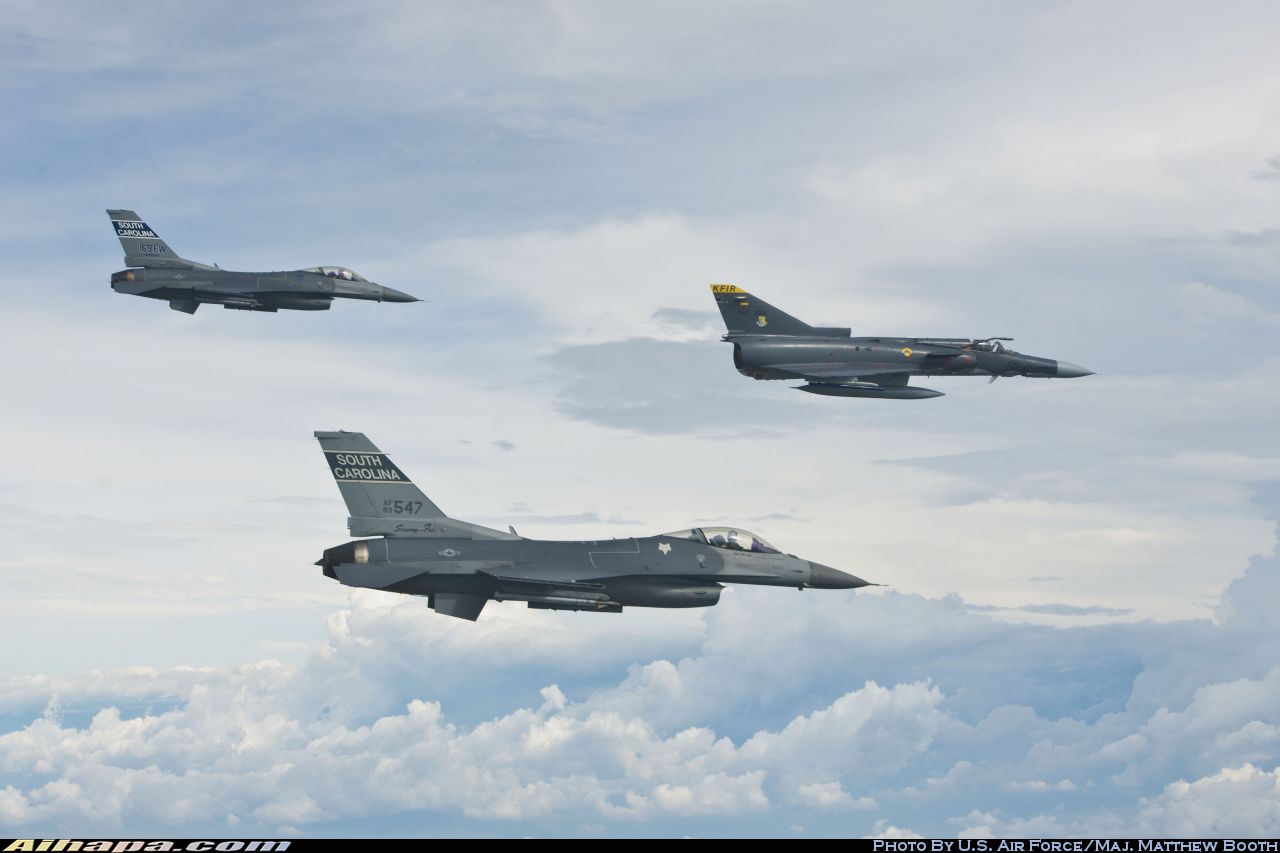 洛克希德-马丁 F-16CM&ldquo;战隼&rdquo; \vert{} ID:10024