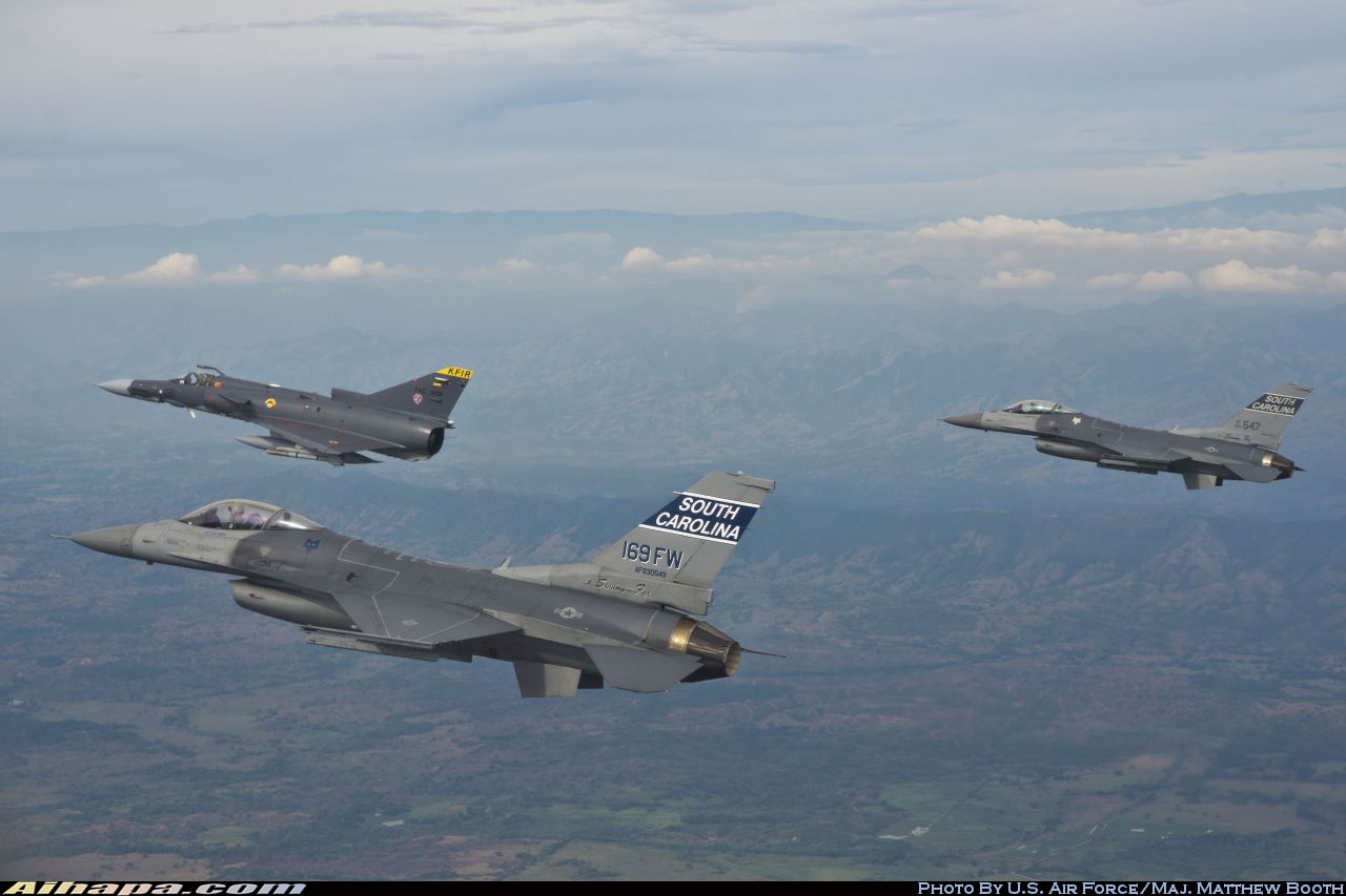洛克希德-马丁 F-16CM&ldquo;战隼&rdquo; \vert{} ID:10028
