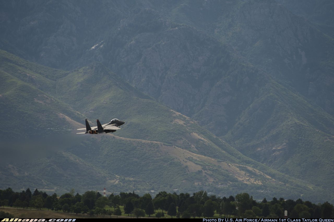 波音 F-15E&ldquo;攻击鹰&rdquo; \vert{} ID:10428