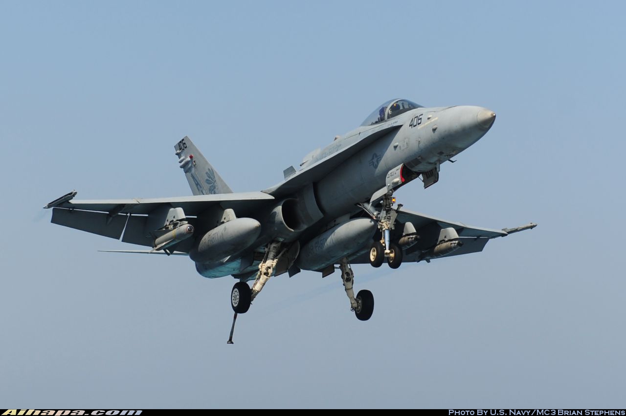 麦克唐纳-道格拉斯 F/A-18C&ldquo;大黄蜂&rdquo; \vert{} ID:10568