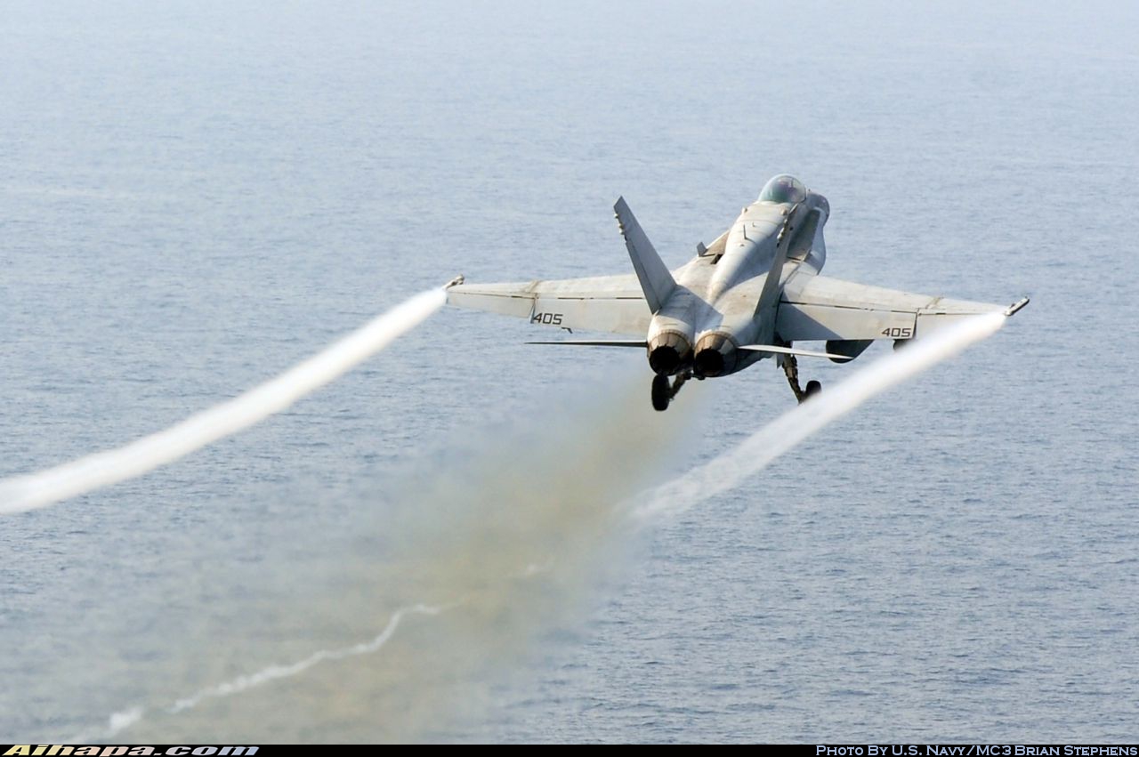 麦克唐纳-道格拉斯 F/A-18C&ldquo;大黄蜂&rdquo; \vert{} ID:10560